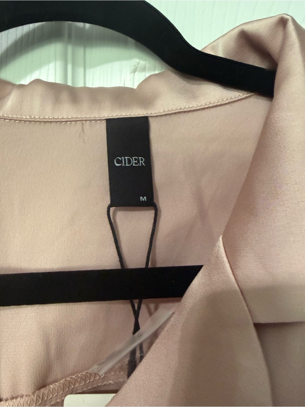 Cider NWT Satin Wrap Blouse - M - Picture 3 of 7